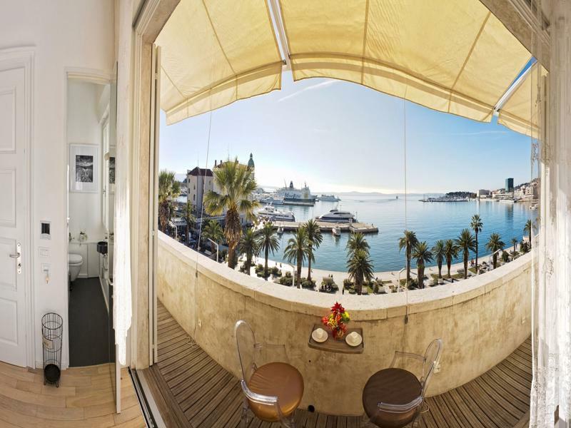 Riva Luxury Apartment